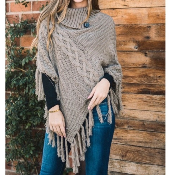 NIP Cozy Mocha Button Detail Tassel Thick Knit Fringe Textured Poncho Sweater OS - Picture 2 of 5